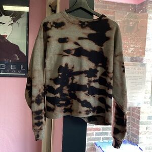 Black and Gray Tie-dyed Hanes Sweater